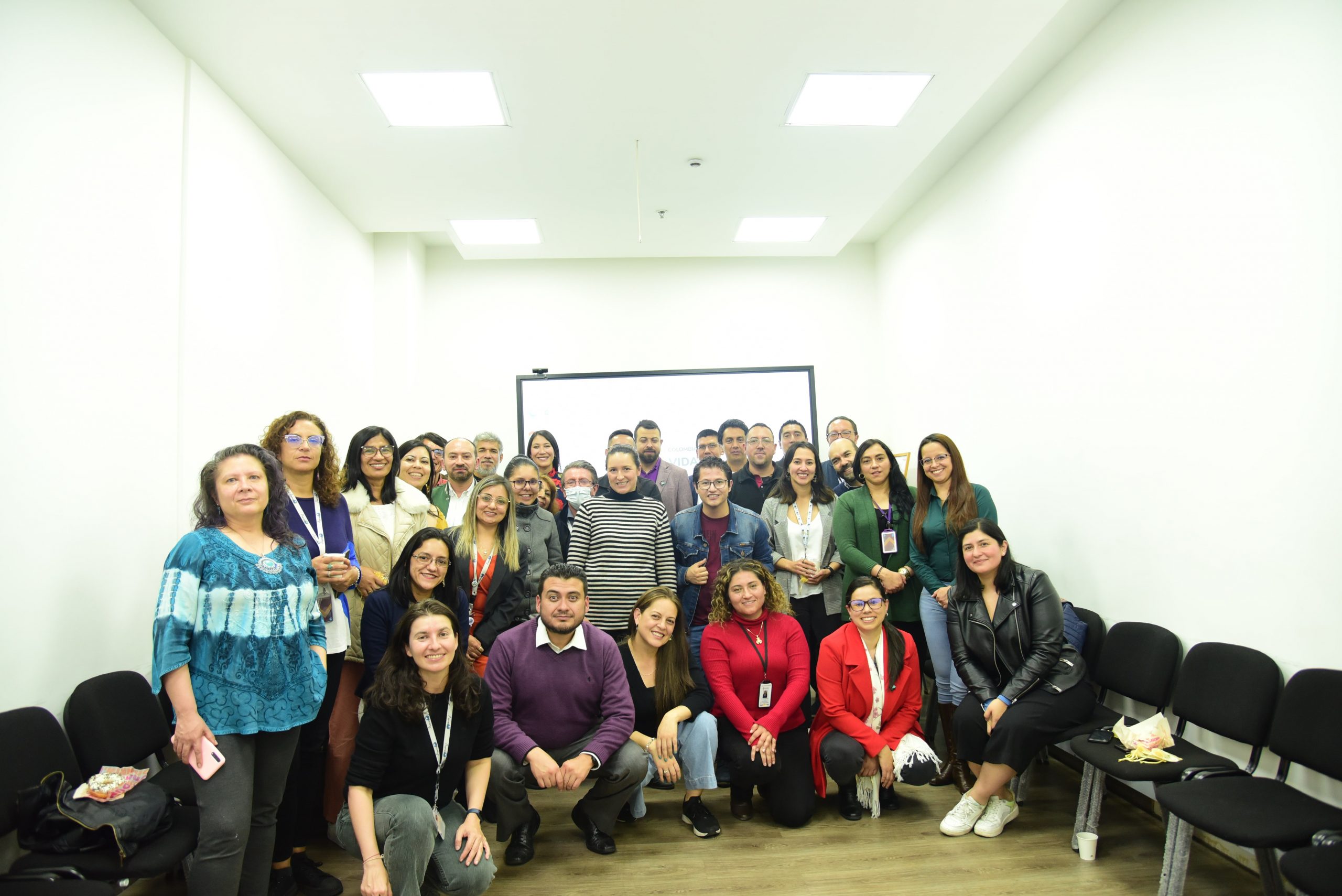 Laboratorio colaborativo: «Naturaleza y territorio en el marco  del conflicto armado»
